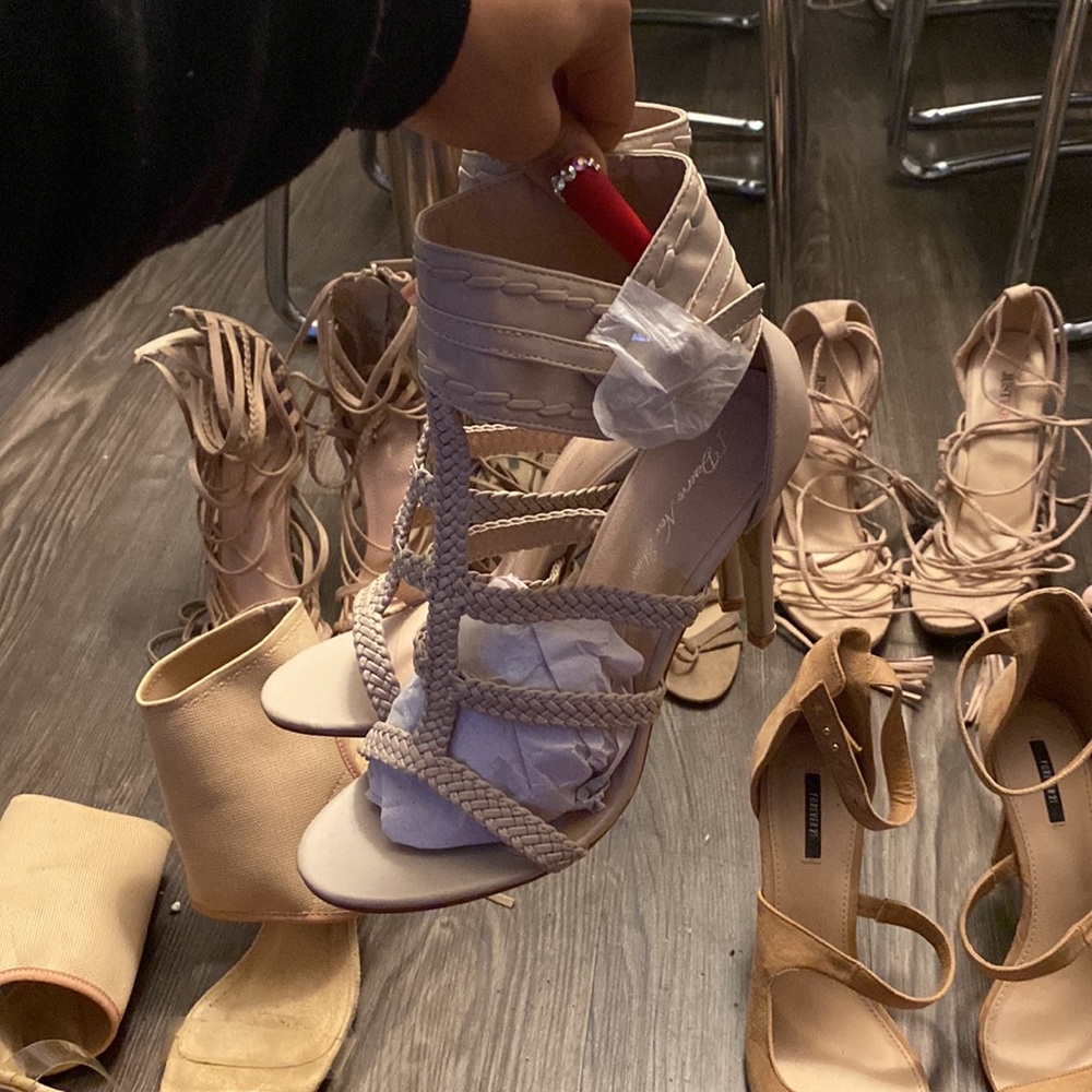 ⚠️NUDE HEELS CLEAROUT SALE⚠️ - Picture 3 of 7